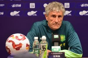 塞蒂恩：我们几乎把握住了整场比赛节奏 对队员的要求是向前传球