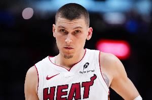 有资格签3年1.5亿！Ary：希罗不会在常规赛开始前与热火提前续约