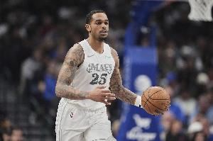 华盛顿：从首发到替补的变化是防守我的是比较弱的防守者