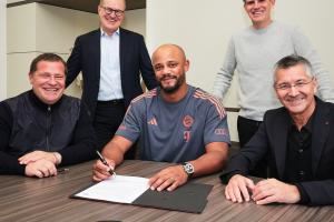 开局11战全胜！拜仁官方：与主帅孔帕尼续约至2029年